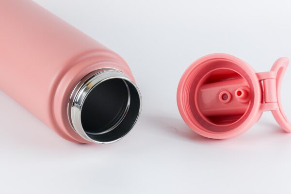 MSZM 950ML Stainless Steel Sports Bottle – Leak-Proof & Stylish Hydration Companion